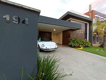 Casa em Condom�nio � Venda